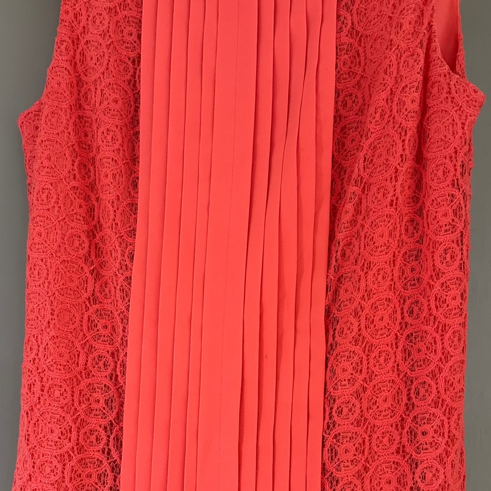 Vince Camuto Coral Lace Pleated Shift Dress Elegant Sleeveless Summer - Picture 4 of 9